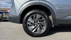 Nissan Qashqai 1.3 DiG-T MH 158 Acenta Premium 5dr Xtronic Petrol Hatchback